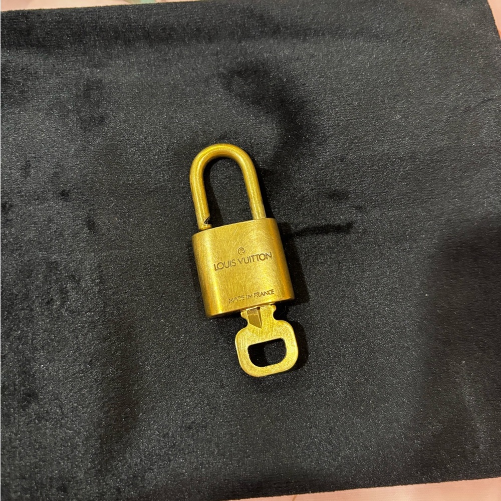 Louis Vuitton Luxurious Gold Lock and Key